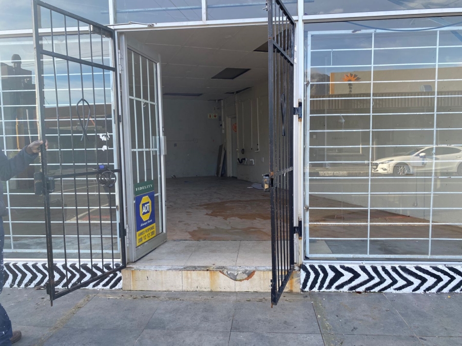 To Let commercial Property for Rent in Claremont Western Cape
